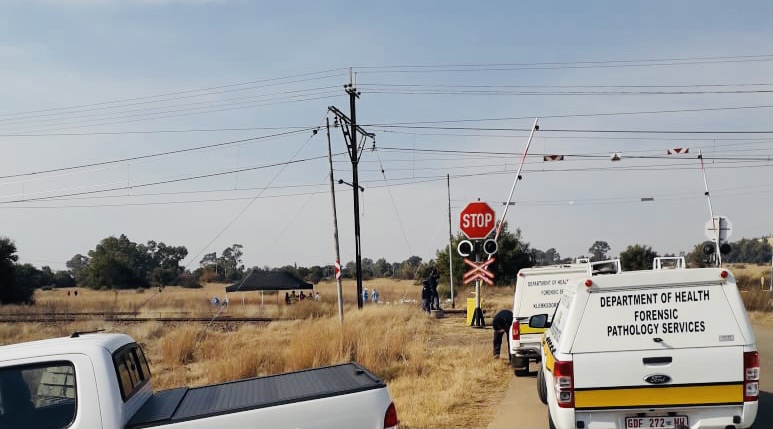The North West Provincial Spokesperson for South African Police Service (SAPS), Sabata Mokgwabone confirmed that police opened inquest dockets after 20 unidentified male bodies were on Tuesday, 14 and Wednesday, 15 June, found in Orkney outside Klerksdorp.
