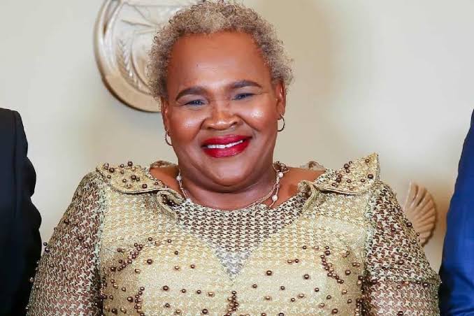 Minister Tolashe