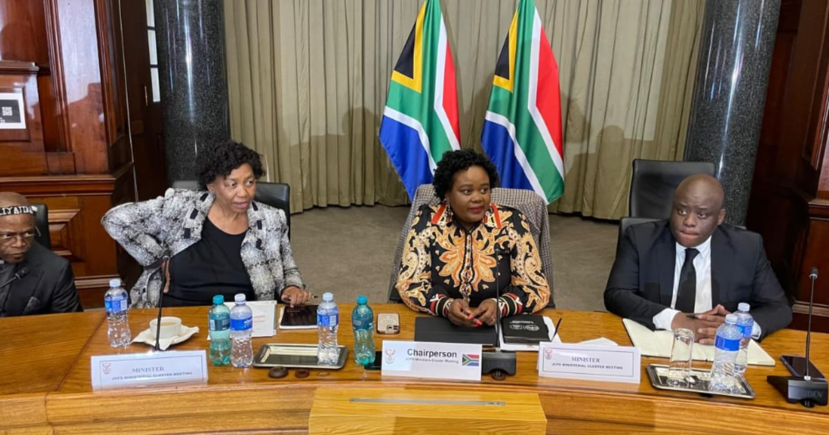 Ministers Confront Rising Immigration-Linked Protests In Emergency Security Briefing | Central News South Africa